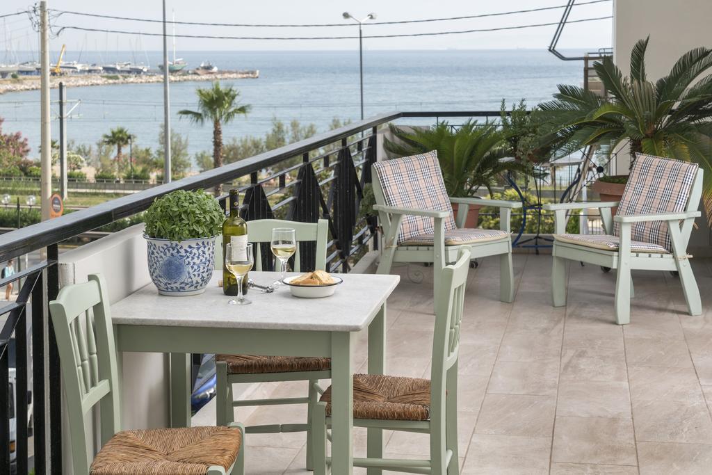 Unique Flat With Sea View At Edem Beach - A Seafront Property By Athenian Homes Екстер'єр фото